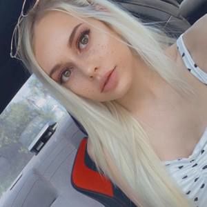 Meet your Posher, Fallon